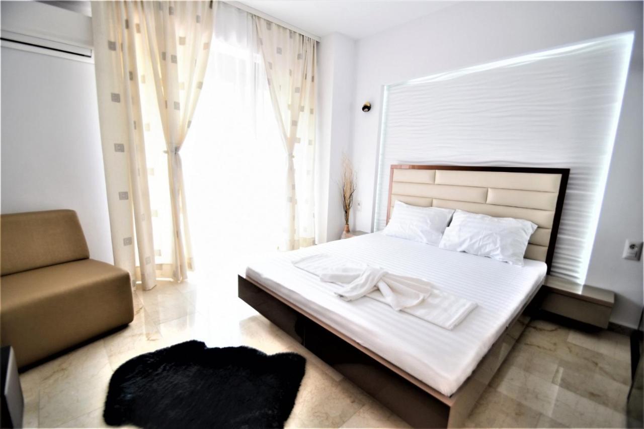 Apartament Sara Mamaia In Luxury Vila Sophia 3 Eksteriør billede